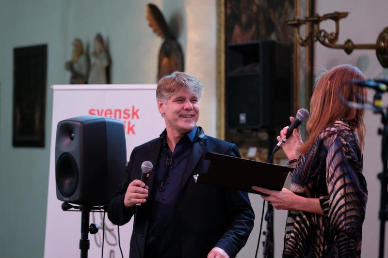 Jörgen Pettersson och Anna Hedelius vid invigningskonserten av Svensk Musikvår 2025 på Historiska Museet. Foto: Anna Cokorilo.